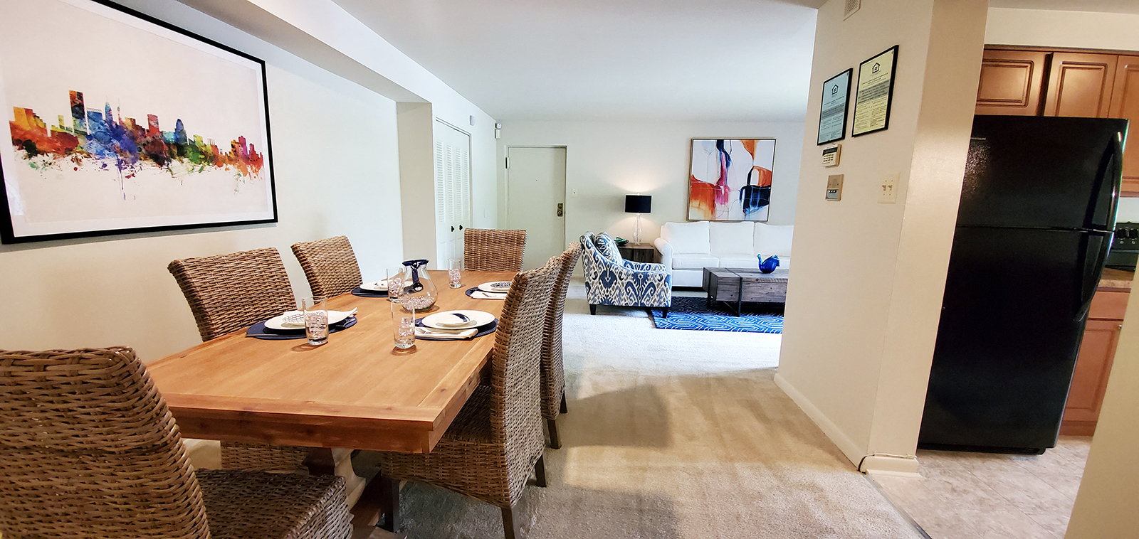 Dining at Spring Valley Apartments, Cockeysville
